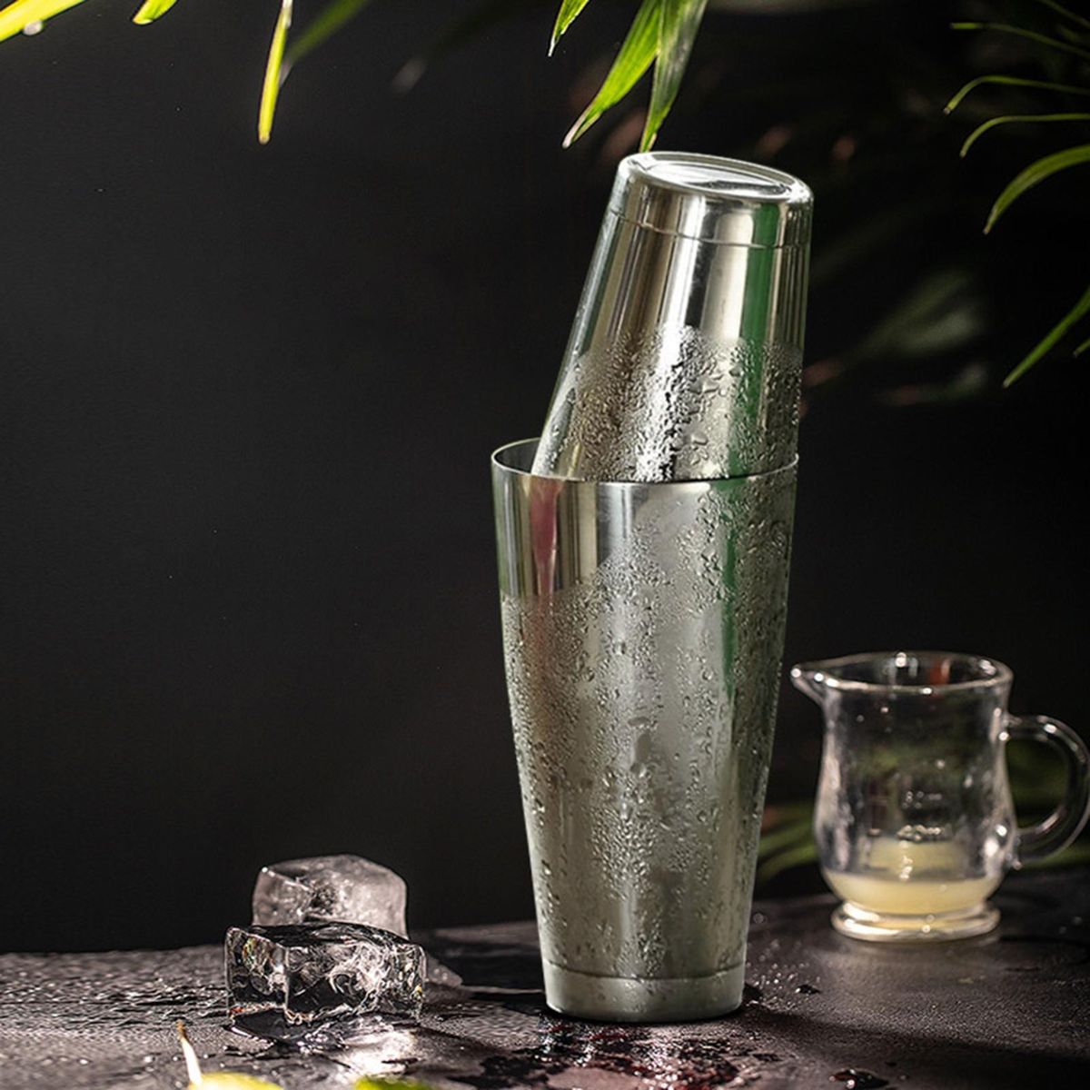 Cocktail Shaker Multi-purpose Mirror Surface Shaker Cup Silver