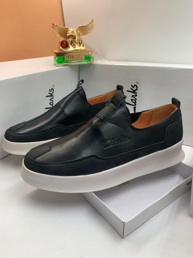 Classy Men's Clarks Shoe Black