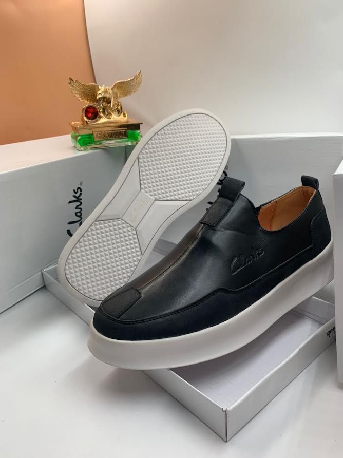 Classy Men's Clarks Shoe Black