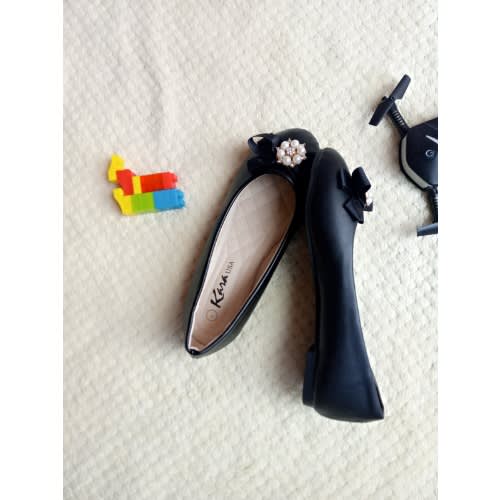 Flat Shoes - Black