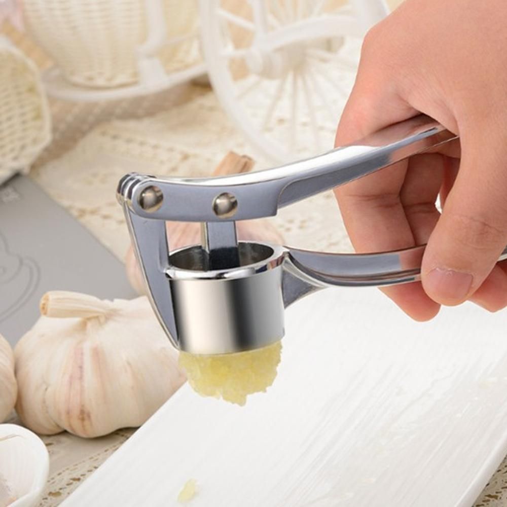 Garlic Press Stainless Steel Mincer Ginger Crusher Garlic Presser Chopper Easy Squeeze Rust Proof Ergonomic Handle Easy Clean