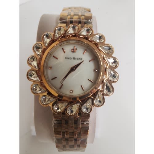 Round Crystal Design Watch