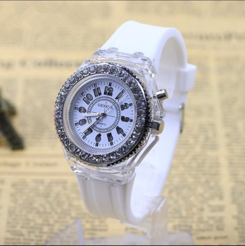 New LED Backlight Sport Waterproof Watch