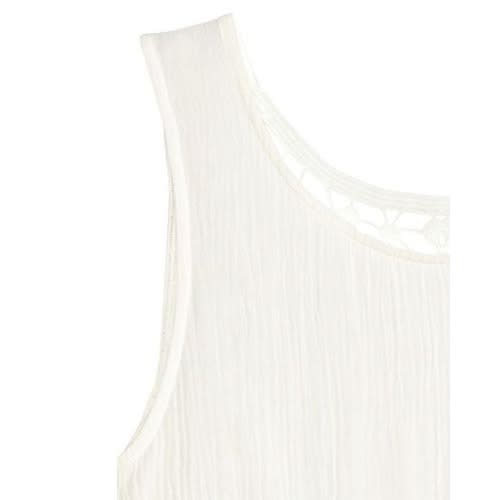 H&M Sleeveless Lace Crop Top
