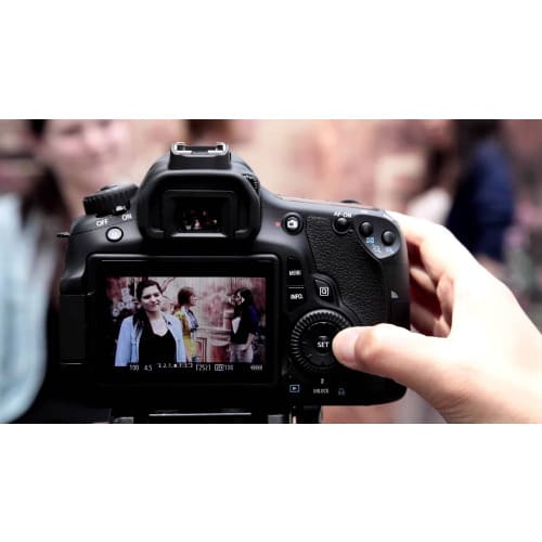 60d Eos Camera With 18 - 135mm Lens