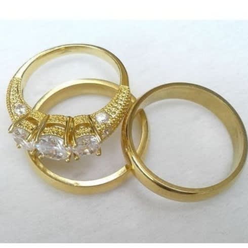 A set of 3 in 1 Wedding/Engagement Ring Set