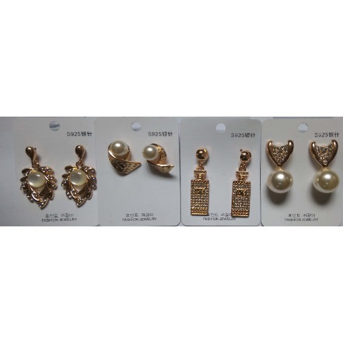 Earring Sets - 4 Pairs - Gold/cream