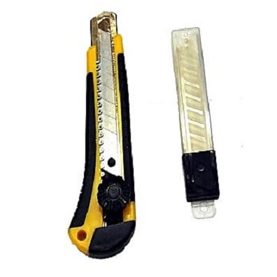 Cutter Knife With Extra Blades