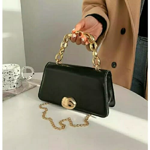 Lady Gold Metal Chains Messenger Handbag - Black