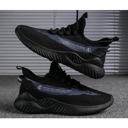 Unisex Sports Sneakers - Black And White
