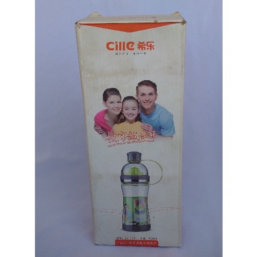600 Ml Citrus Press And Infuser Water Bottle - Green