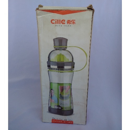 600 Ml Citrus Press And Infuser Water Bottle - Green
