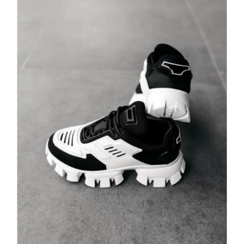 Men Sneakers - White & Black