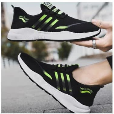 Unisex Sports Sneakers - Black & Green