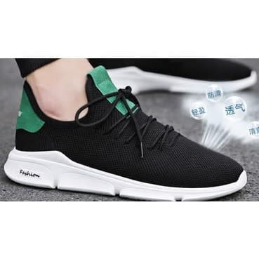 Sports Sneakers - Unisex - Black & Green