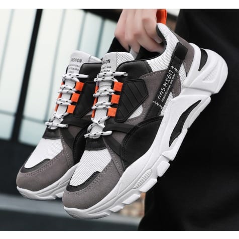 Classy Sneaker