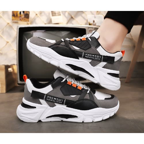 Classy Sneaker