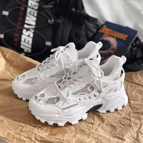 White Unisex Fashion Sneakers