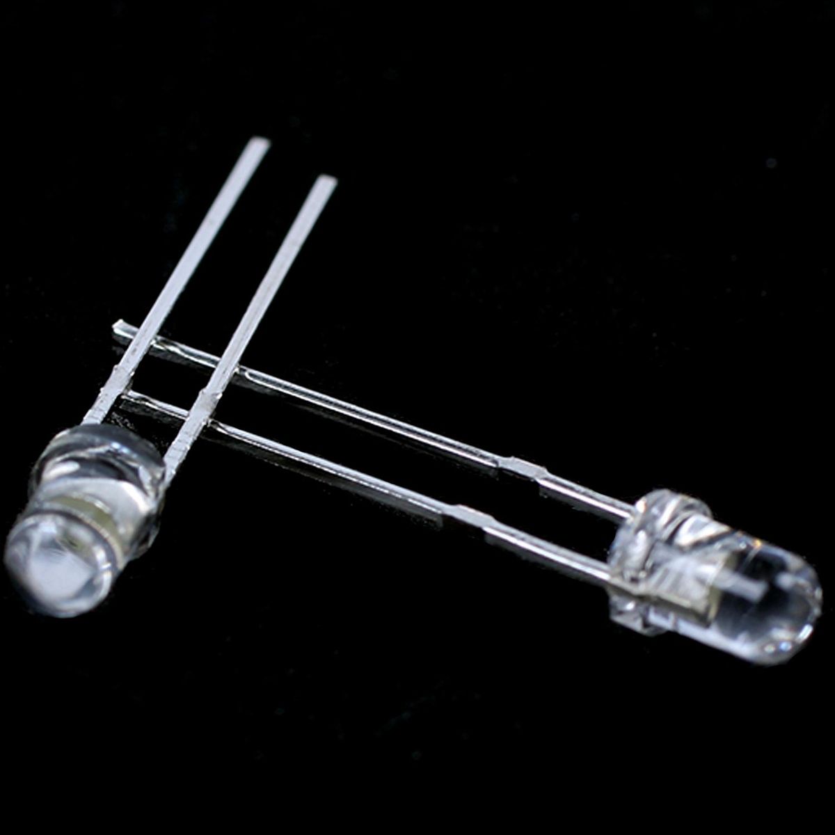 40 Pieces 3mm White LED Lamp Light Emitting Diode DC 2.5V-3V