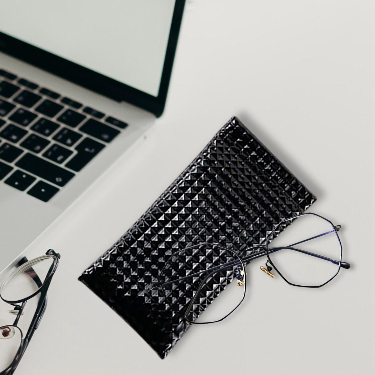 Sunglasses Case 3D Diamond Design Elastic Eyeglasses Holder For Black