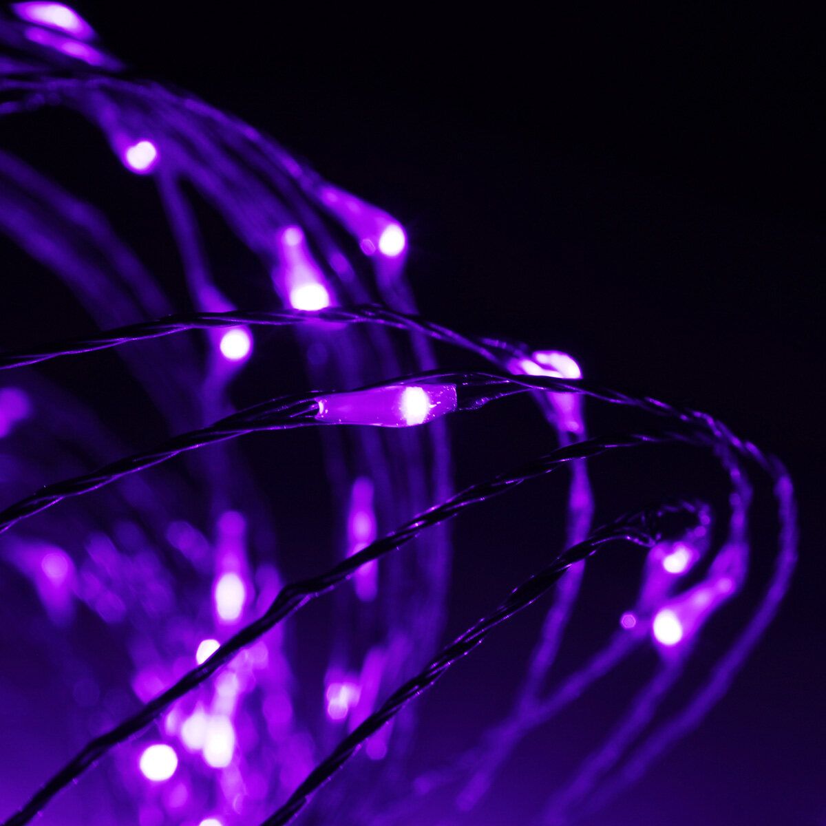 Solar Powered 20M 200 LED Strip Fairy String Silver Wire Light Waterproof Decoration Lamp For Christmas Tree Xmas Indoor Outdoor Garden Wedding Party Decor Violet
