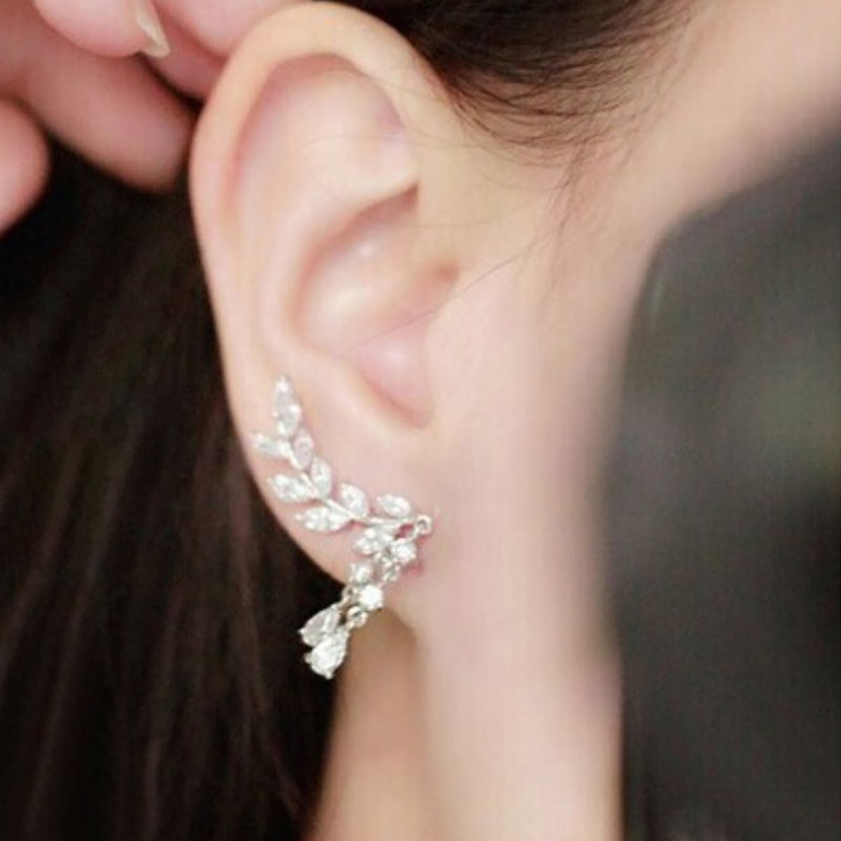 1 Pair Women Leaves Shape Rhinestone Inlaid Water-drop Tassels Earrings Ear Studs Jewelry For Party-Silver