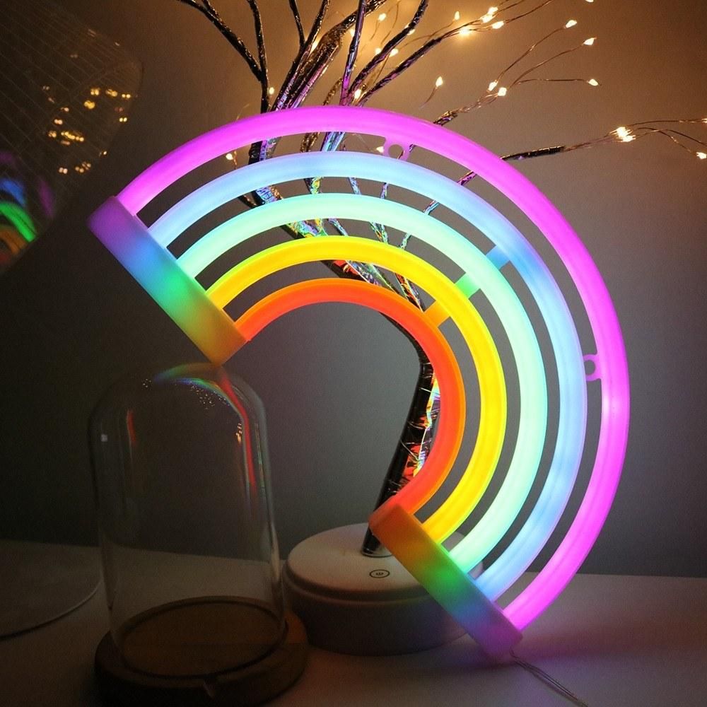 Rainbow Design Neon Colorful LEDs Wall Lamp Night Light with USB Charging Port 3 * AA Batterys Cell Powered Operated For Children Room Living Bedroom Home Decoration Decor Present Gift
