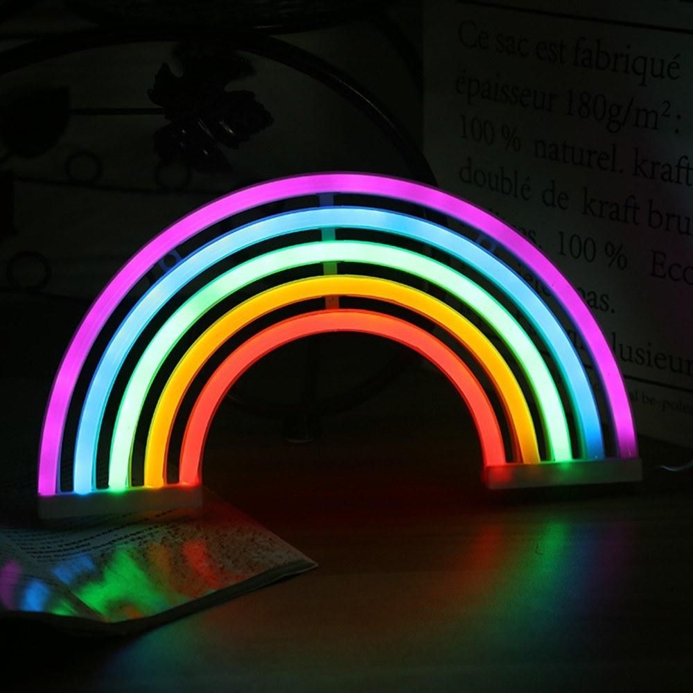 Rainbow Design Neon Colorful LEDs Wall Lamp Night Light with USB Charging Port 3 * AA Batterys Cell Powered Operated For Children Room Living Bedroom Home Decoration Decor Present Gift
