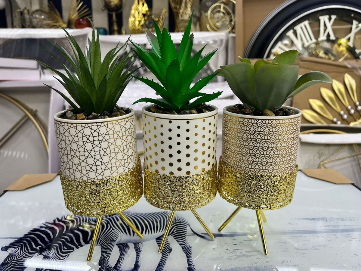 Vase With Golden Stand And Flower