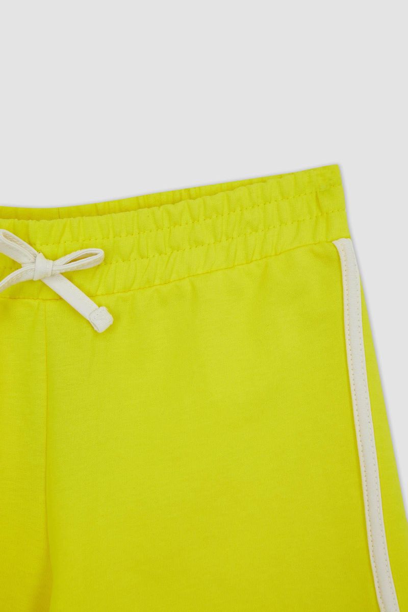 Girl Casual Knitted Short - Yellow