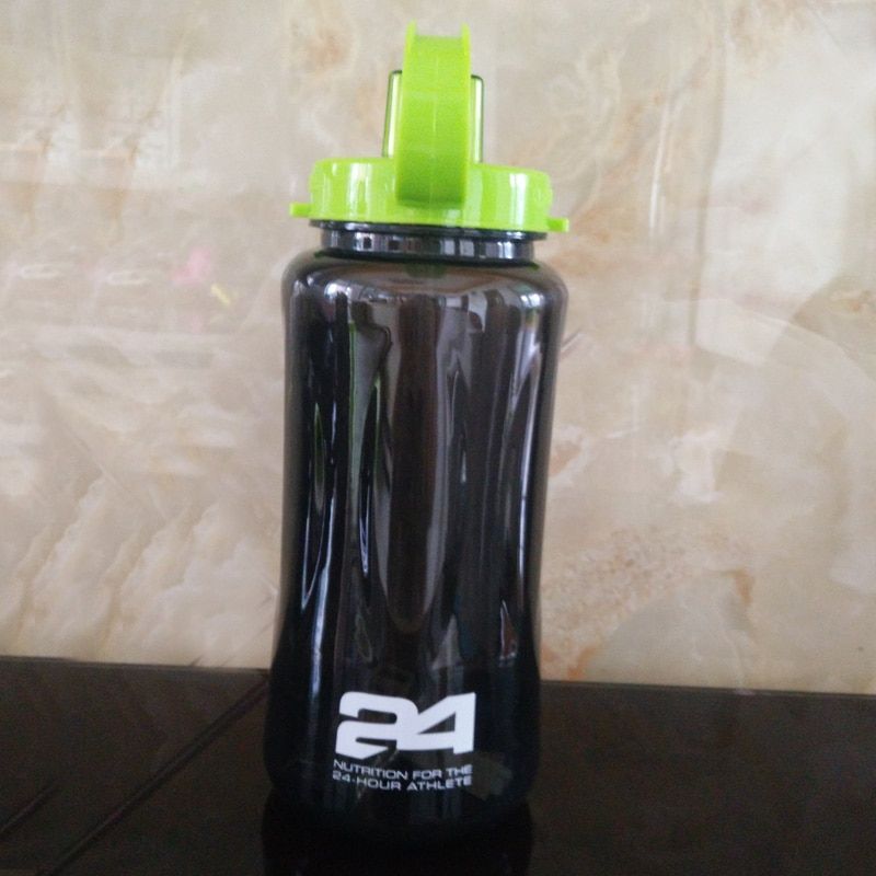 Water Kettle Wholesale Handgrip 1000/2000ml Canteen Straw Bottle Strap Sports Nutriton With 6 Outdoor Herbalife Color 24hour