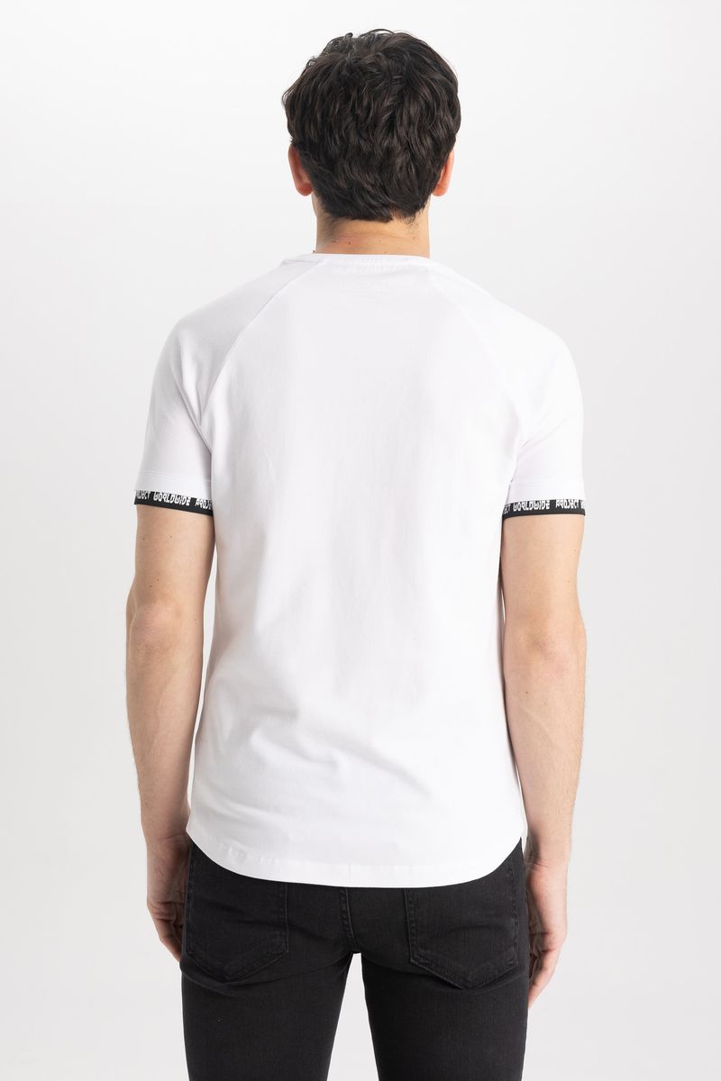 Man Young Muscle Fit Crew Neck Short Sleeve Knitted T-Shirt - White