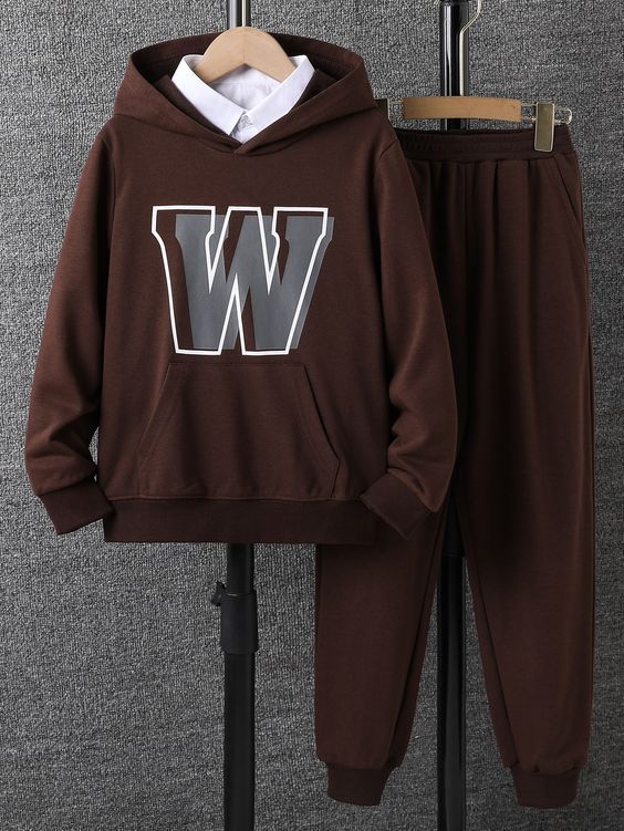 Men Reflective Letter Graphic Hoodie & Jogger Drawstring Waist  - Brown