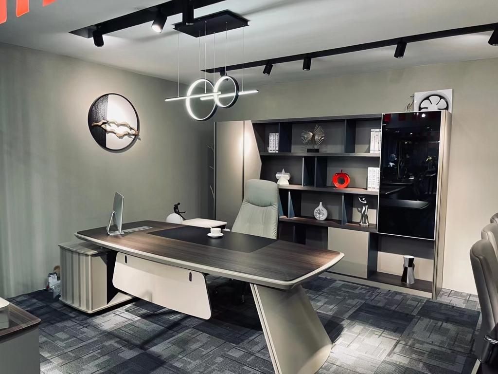 New Design Executive Office Table With Extension