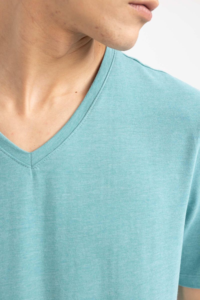 Man Slim Fit Knitted T-Shirt - Green