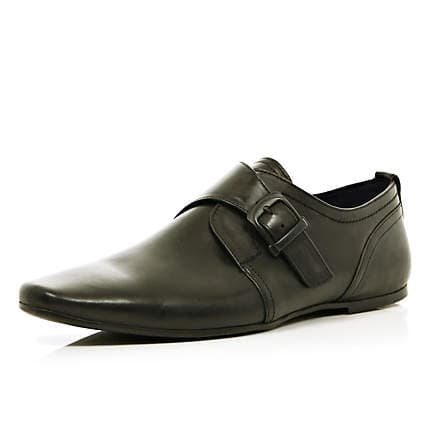 Buckle Shoe