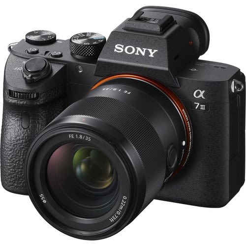 Fe 35mm F/1.8 Camera Lens