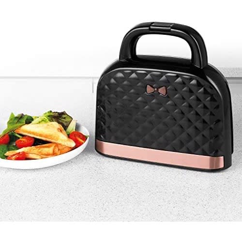 Handbag Style Non-stick Toaster - 750w - Ek3677