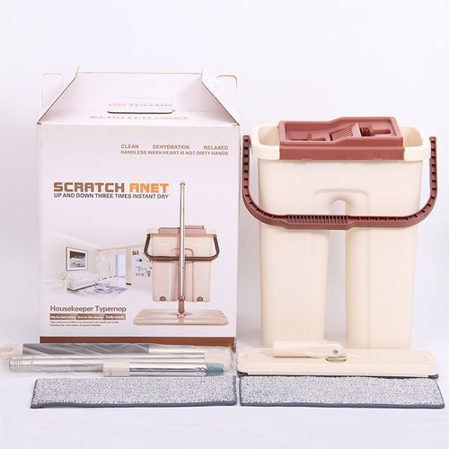 ROTATABLE FLAT SCRATCH MOP WITH SQUEEZE BUCKET