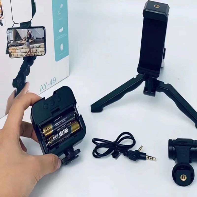 3 In 1 Vlogging Video Making Kit Compatible With IPhones And Smartphones