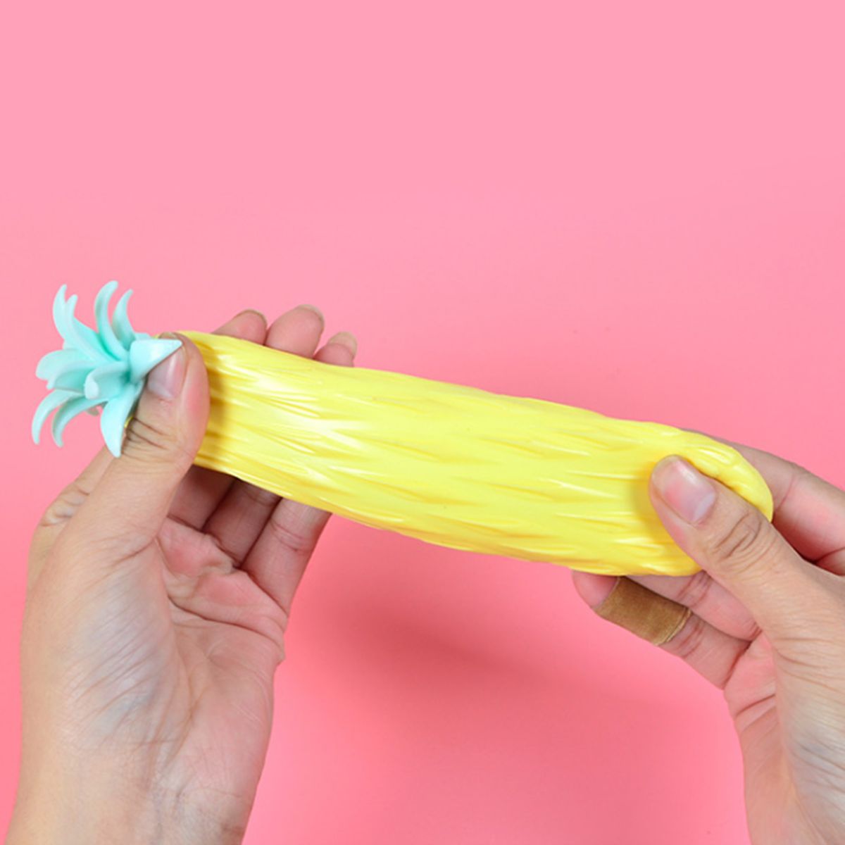 1Pc Simulation Pineapple Decompression Toy Pinch Squeeze