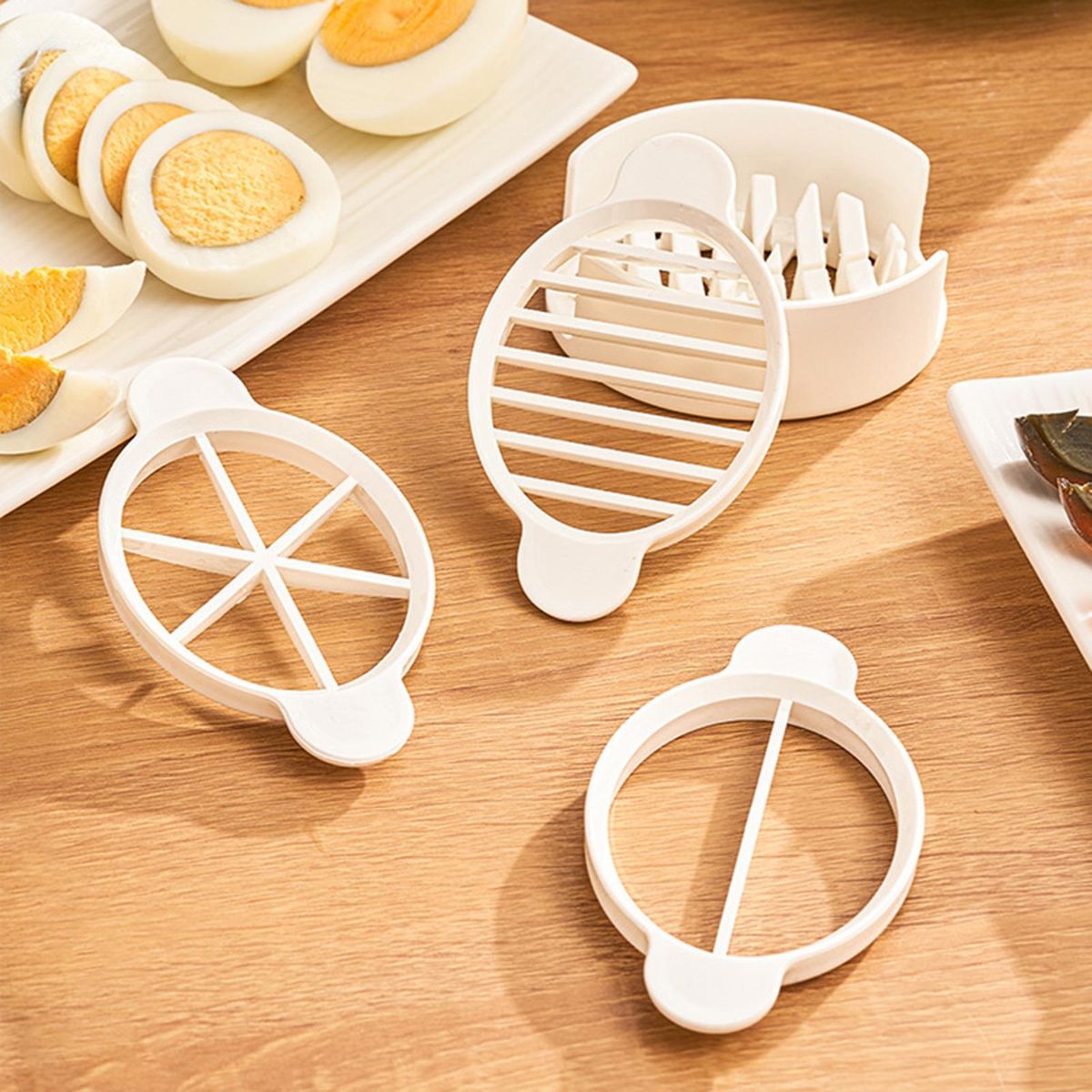 Easy-to-use Egg Cutter Multi-purpose Egg Fruit Slicer for Strawberry White