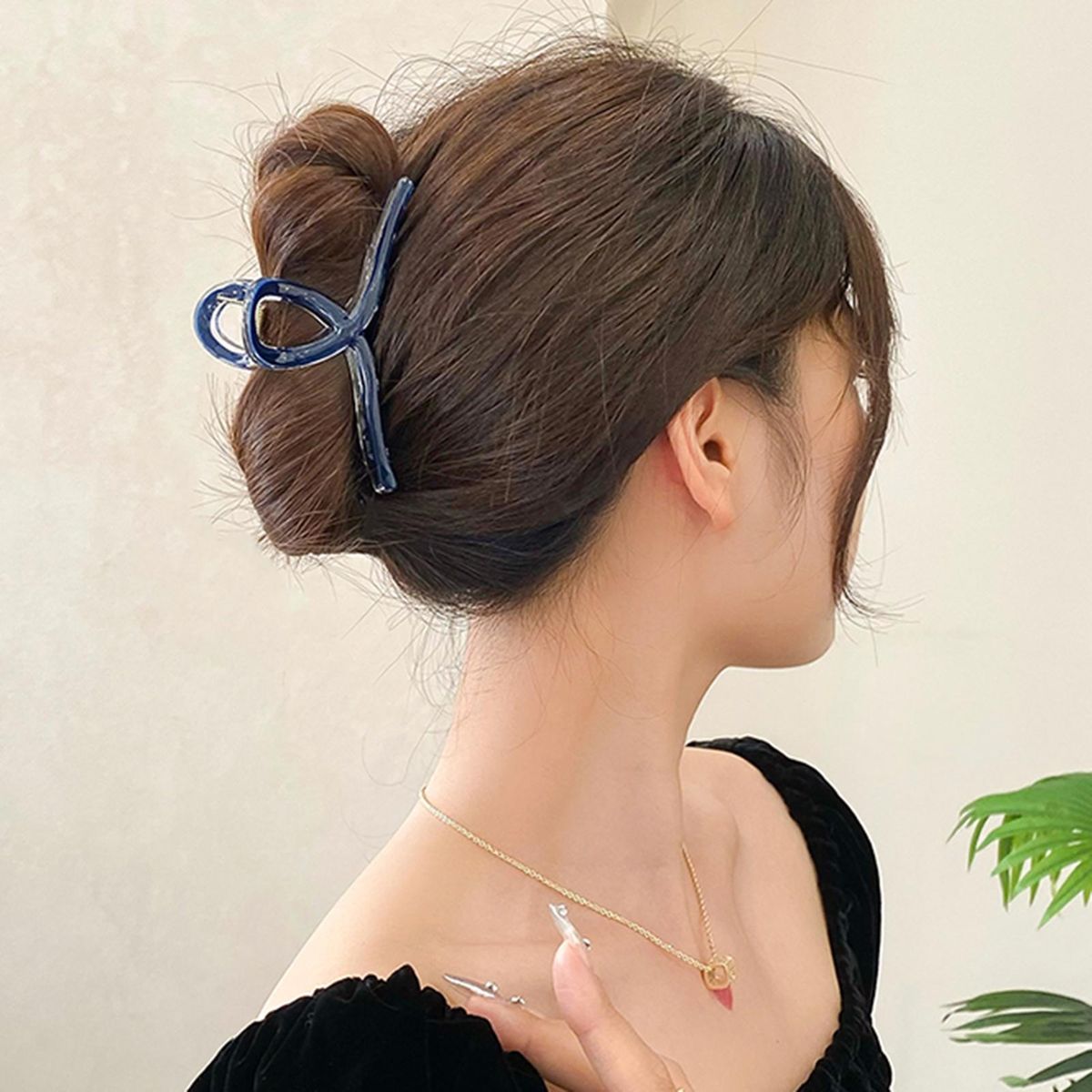 Claw Hairpin Shark Clip Women Half Bun Hairpin Blue