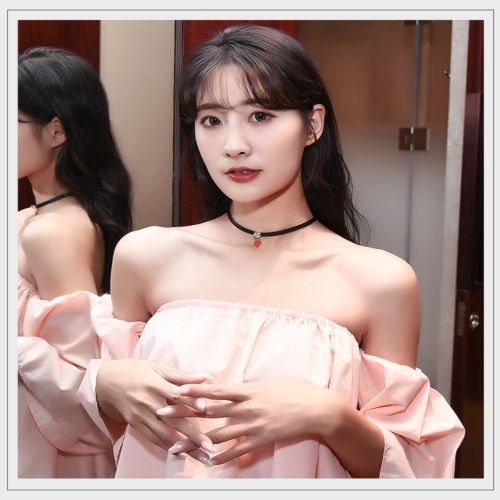 Ladies Necklace Black Neckband Clavicle Chain Women's Personality Choker M