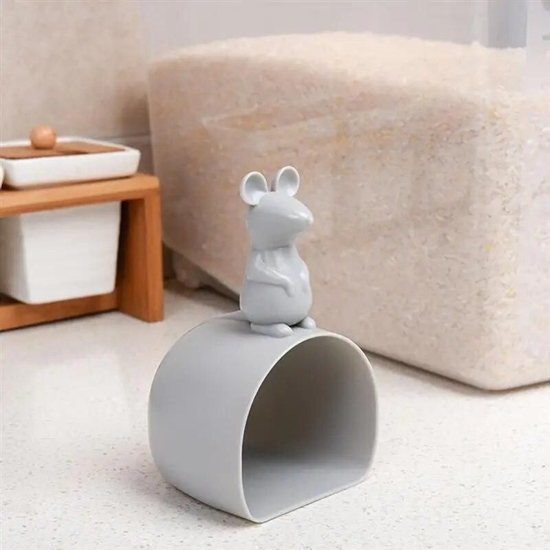 2pcs Rice Measuring Cup Rice Spoon Rice Cup Plastic Mouse Shape Measuring Cup Jug Pour Spout Surface For Caking Baking Tools