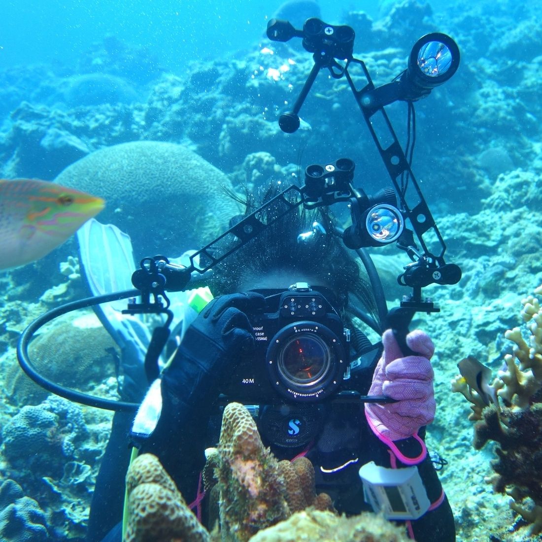 PULUZ 14.56 Inch 37cm Length 40mm Diameter Dual Balls Carbon Fiber Floating Arm, Ball Diameter: 25mm, Buoyancy: 300g
