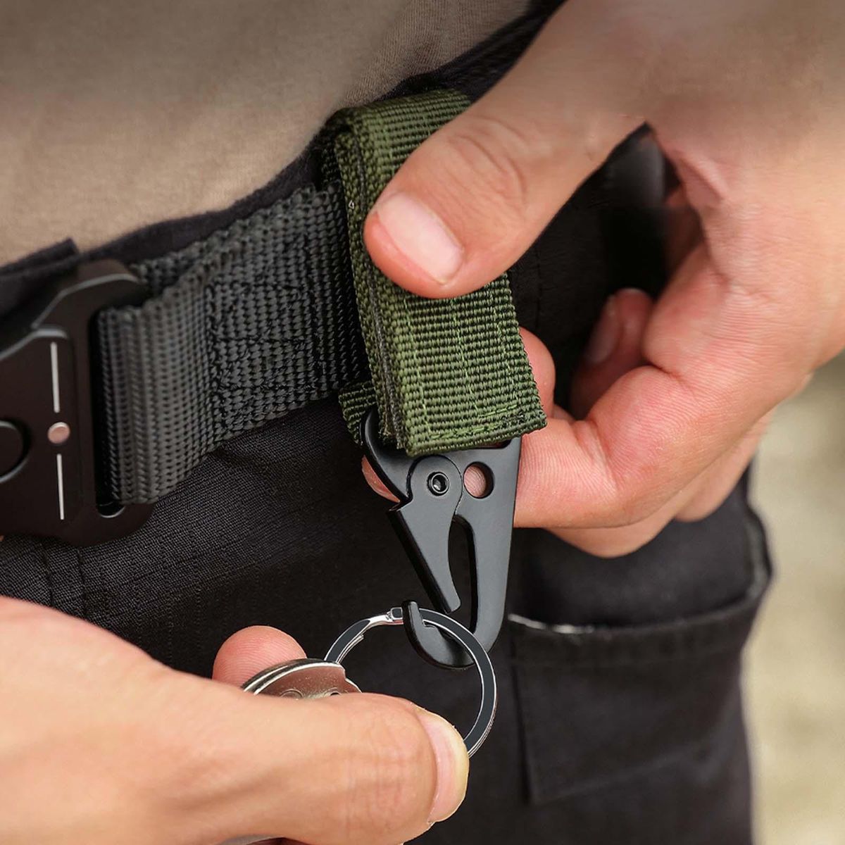 Heavy Duty Nylon Belt Keepers With Key Holder Hanging