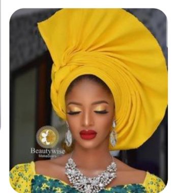 Beautiful Yellow Autogele With Fan Twist.
