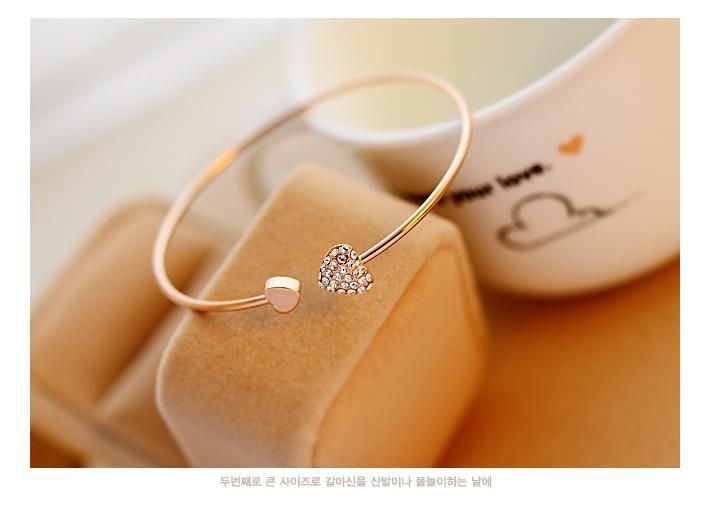 Ladies Unique Gold Hand Bangle Bracelets Classy Gift Idea
