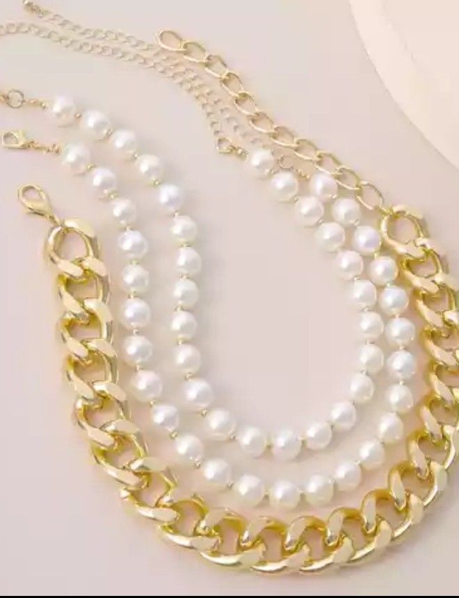 Sunset Round Pearls Fashion Necklace